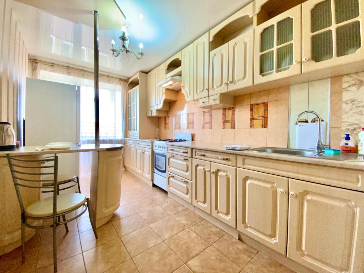 Apartpoltava Елегантна Квартира В Новобудові,Біля Каштанової Алеї, Центр Міста, Звітна Документація Exteriör bild