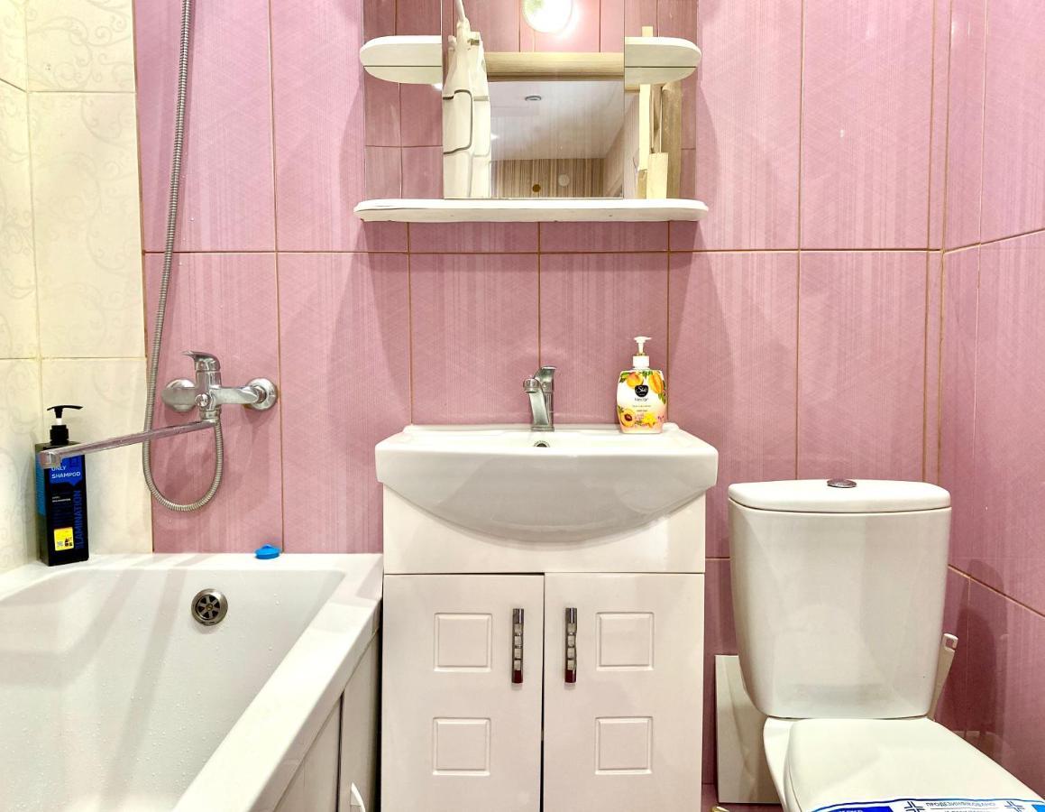 Apartpoltava Елегантна Квартира В Новобудові,Біля Каштанової Алеї, Центр Міста, Звітна Документація Exteriör bild