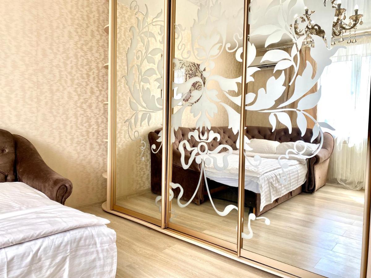 Apartpoltava Елегантна Квартира В Новобудові,Біля Каштанової Алеї, Центр Міста, Звітна Документація Exteriör bild